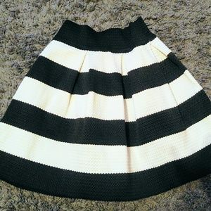 Xhilaration Formal mini skirt